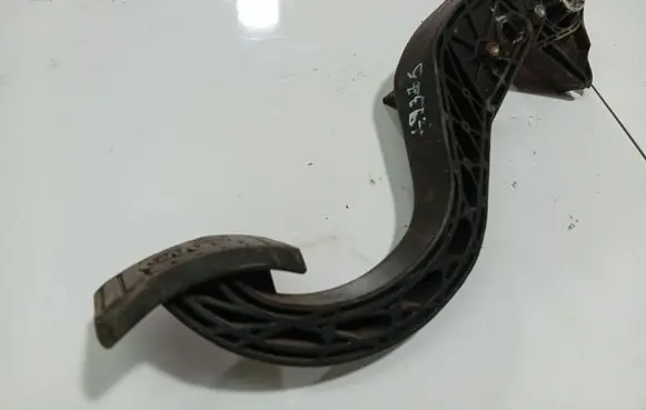 Alfa Romeo 159 Brake pedal 