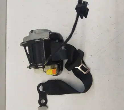 Mercedes-Benz C W205 Rear seatbelt 34134622
