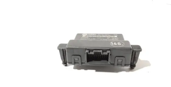 Audi A3 S3 8P Gateway control module 1K0907530L 403948 1K0907951