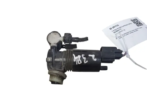 Volvo V40 Windscreen/windshield washer pump