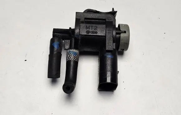 Skoda Superb B6 (3T) Turbo solenoid valve 1K0906283A