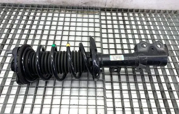 Lexus LBX Front shock absorber/damper 4851052V50