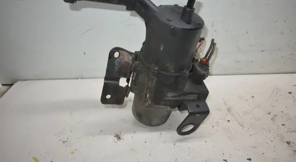 Citroen C4 I Power steering pump 9680989480