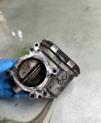 Mercedes-Benz B W245 Throttle valve A2661410525