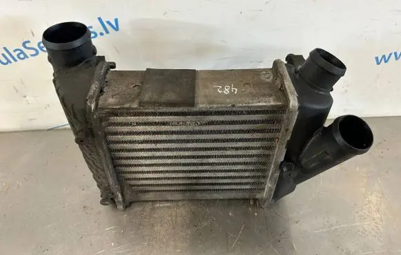 Audi A4 S4 B6 8E 8H Intercooler radiator 8E0145806C