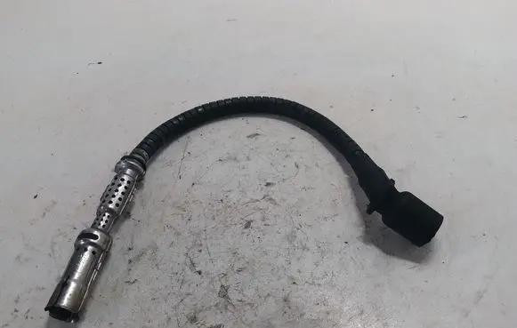 BMW 3 E46 Ignition plug leads 1709201 1247360
