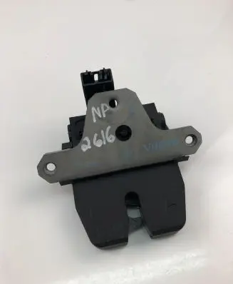 Volvo V40 Tailgate/trunk/boot lock/catch/latch 31335870