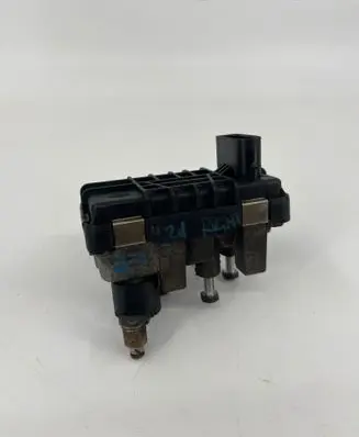 Audi Q7 4L Turbine electric control actuator 767649 6NW009550