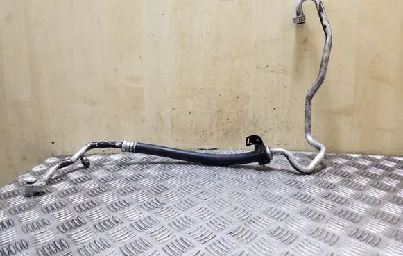 Subaru Legacy Air conditioning (A/C) pipe/hose