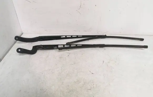 Audi A6 S6 C6 4F Front wiper blade arm 4F1955409