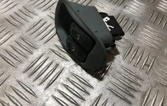 Renault Megane I Electric window control switch 7700836269 838099g