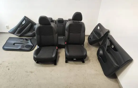 Nissan Qashqai Seat and door cards trim set 