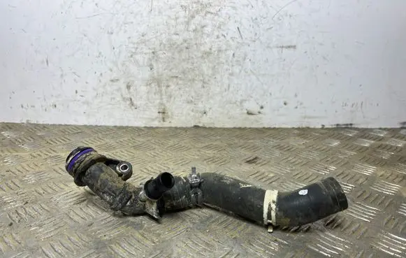Nissan Qashqai Engine coolant pipe/hose