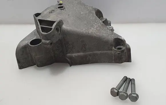 Audi A3 S3 8V Engine mounting bracket 05E199275