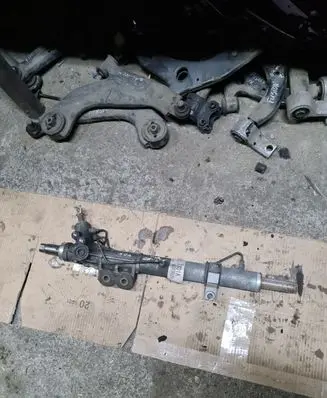 Nissan Navara D40 Steering rack 1009Y00978 9501594 9500197