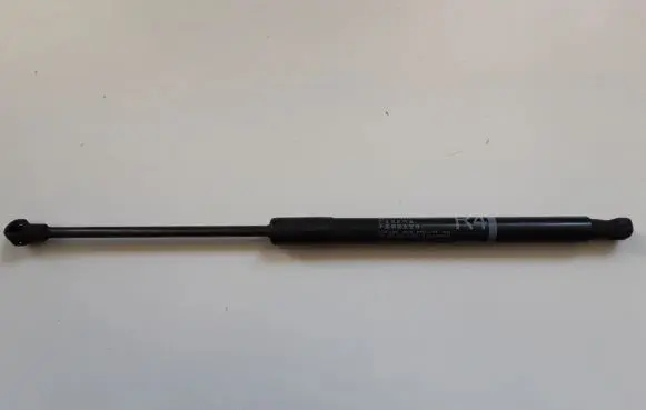 Toyota Yaris Tailgate strut 689500W661