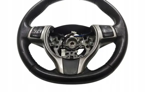 Toyota Yaris Steering wheel 45100-0D490