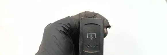 Windscreen/window heater switch
