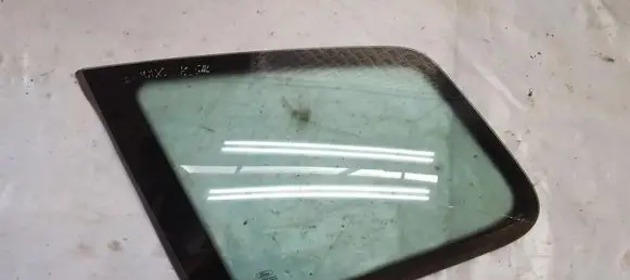 Ford Focus C-MAX Rear side window