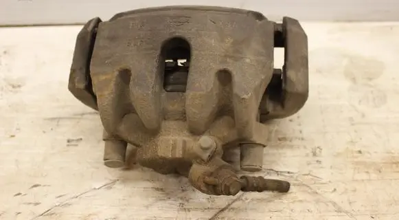 Peugeot 508 Front brake caliper