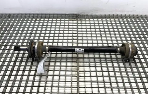 BMW 5 G30 G31 G38 Rear driveshaft 8664625