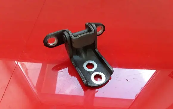 Nissan X-Trail T31 Front door upper hinge NOCODE