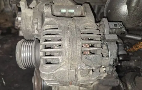 Volkswagen Golf IV Generator/alternator