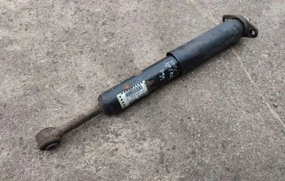 Chrysler 300 - 300C Rear shock absorber/damper P04895513AC