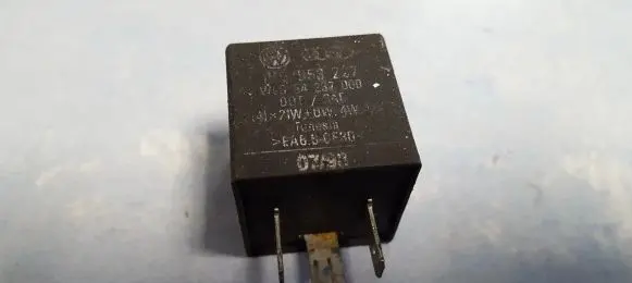 Volkswagen Polo III 6N 6N2 6NF Other relay 1h0953227