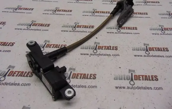 Mercedes-Benz GL X164 Vent window/glass motor A1646700504 A2518200342