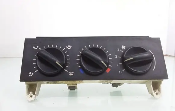 Renault Master II Climate control unit 133761F