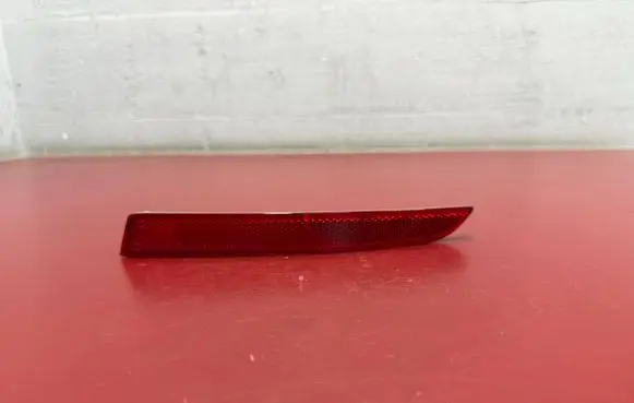 BMW 5 F10 F11 Rear tail light reflector 7318556
