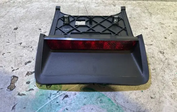 Dodge Challenger Third/center stoplight 05028782AD
