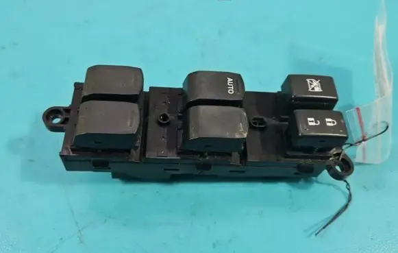 Suzuki Swift II Electric window control switch IMPRK1384064