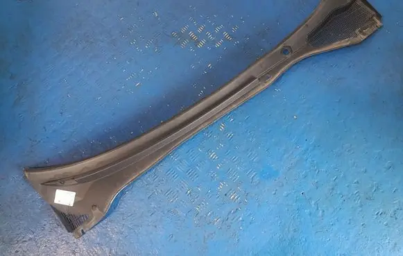 Fiat Punto (199) Wiper trim 51748698