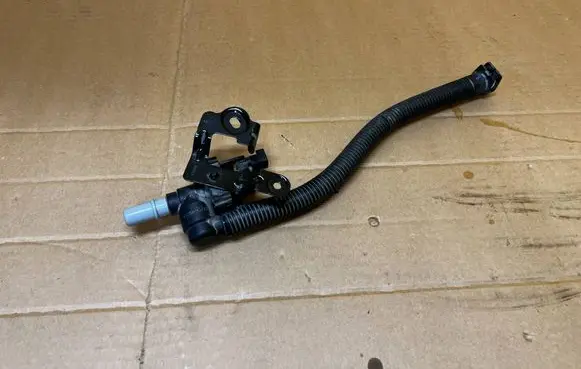 Ford Escape IV Fuel line pipe GU5A-9G712-CC GU5A9G712CC