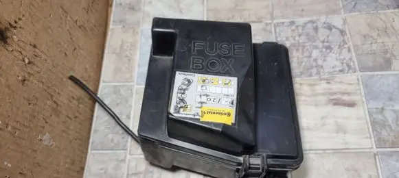 Mazda 323 F Fuse box set V23134B52X379