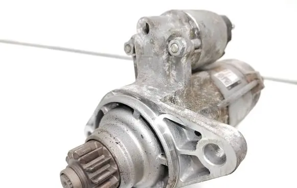 Volkswagen PASSAT B8 Starter motor 02E911024J 4380000251