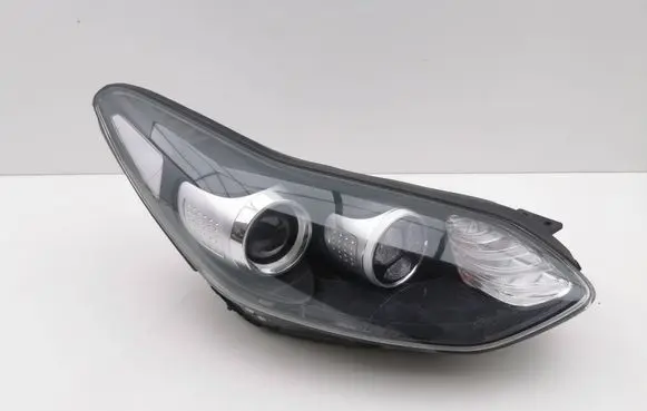 KIA Sportage Headlight/headlamp 92102F1010