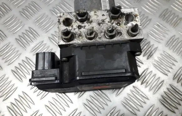 Ford Mondeo MK IV ABS Pump 8g912c405ab 8g91-2c405-ab