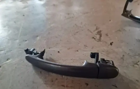 Volkswagen Polo V 6R Rear door exterior handle 