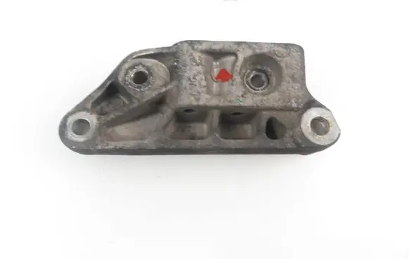 Chevrolet Equinox Engine mounting bracket 22692548