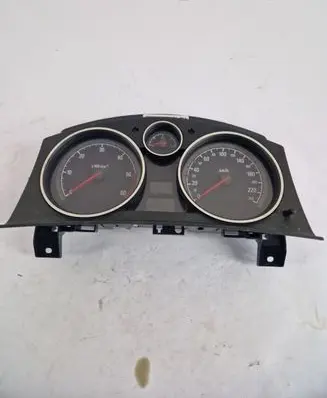 Speedometer (instrument cluster)