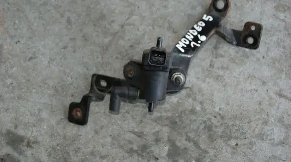 Ford Mondeo MK V Power steering pump 115KM