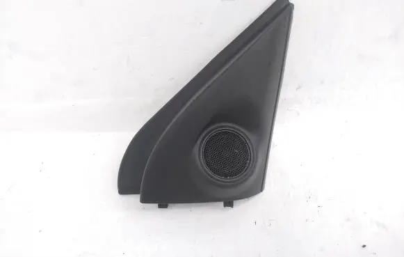 Mitsubishi Outlander Front door high frequency speaker 7221B588