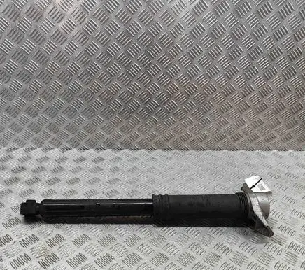 Nissan Qashqai J12 Rear shock absorber/damper 1A101942A 562106UA1B