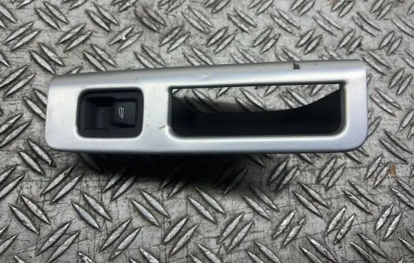 Volvo V50 Electric window control switch