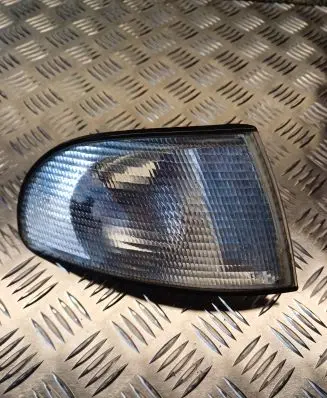 Audi A4 S4 B5 8D Front indicator light 014411514rc