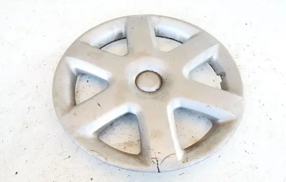 Mazda Protege R14 wheel hub/cap/trim 40315bm414