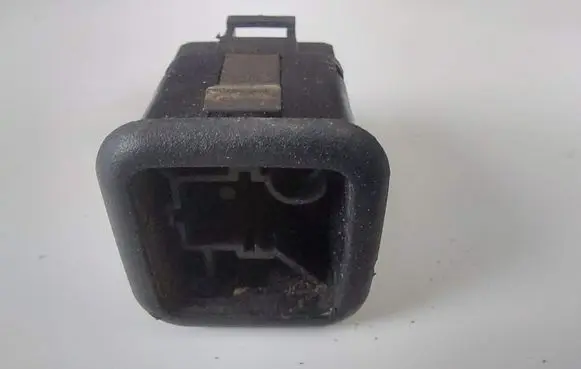 Volkswagen Touran I Alarm switch 4B0962109A